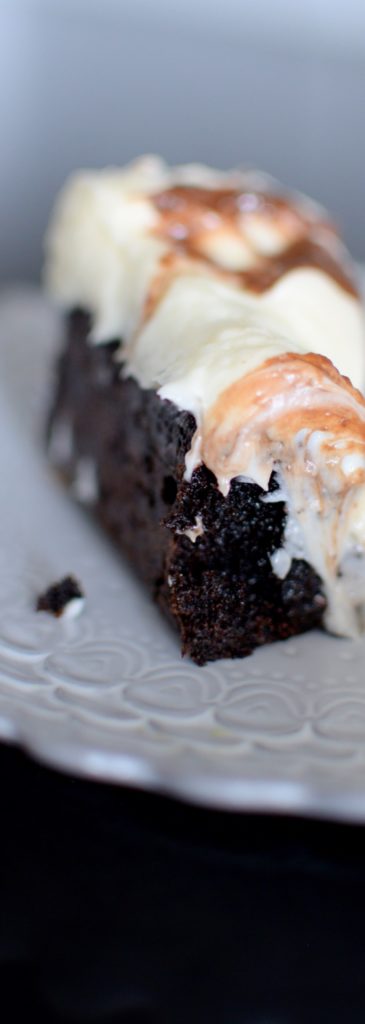 cheesecake swirl brownie